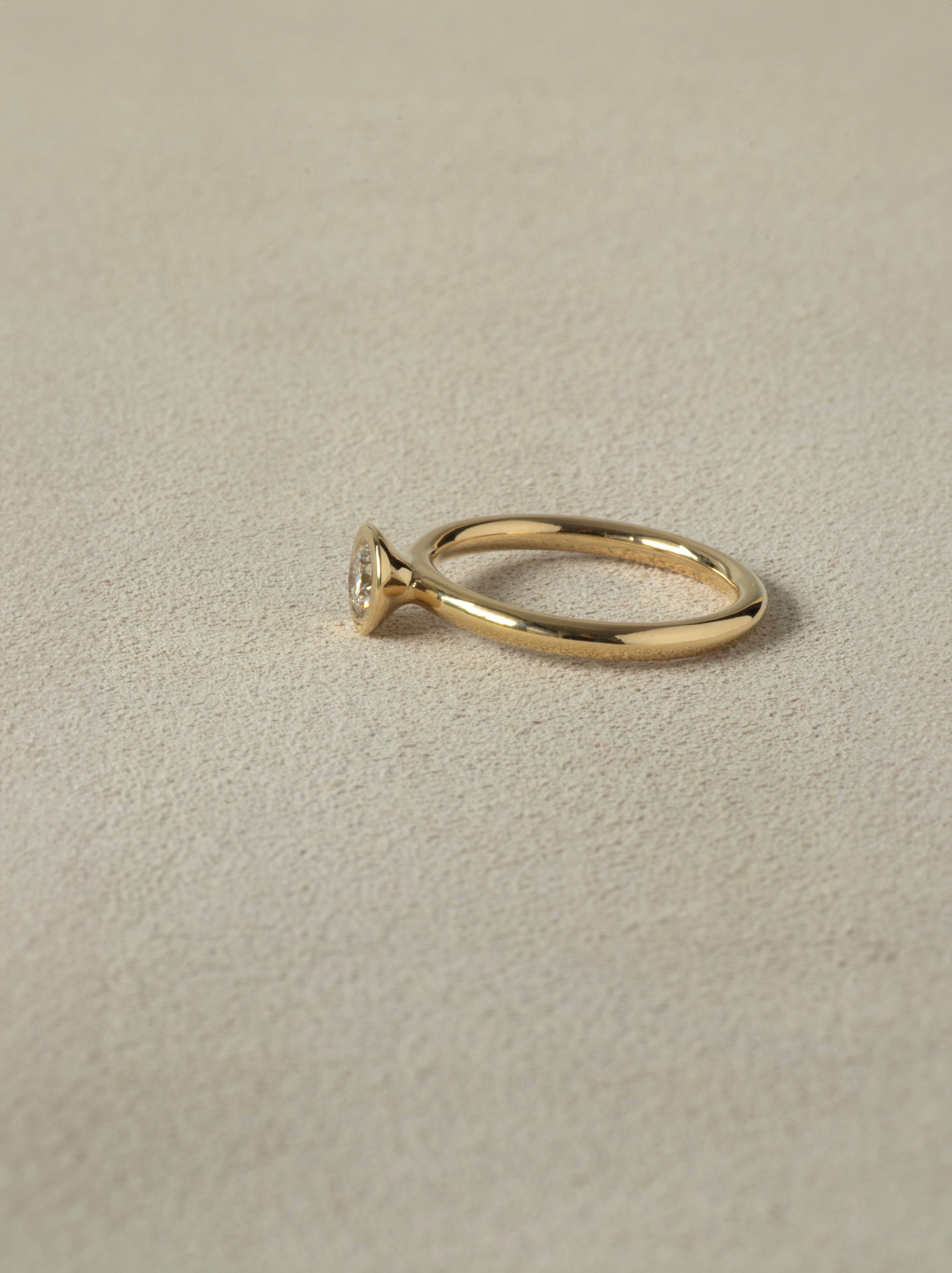 Bespoke Minimal Engagement Ring