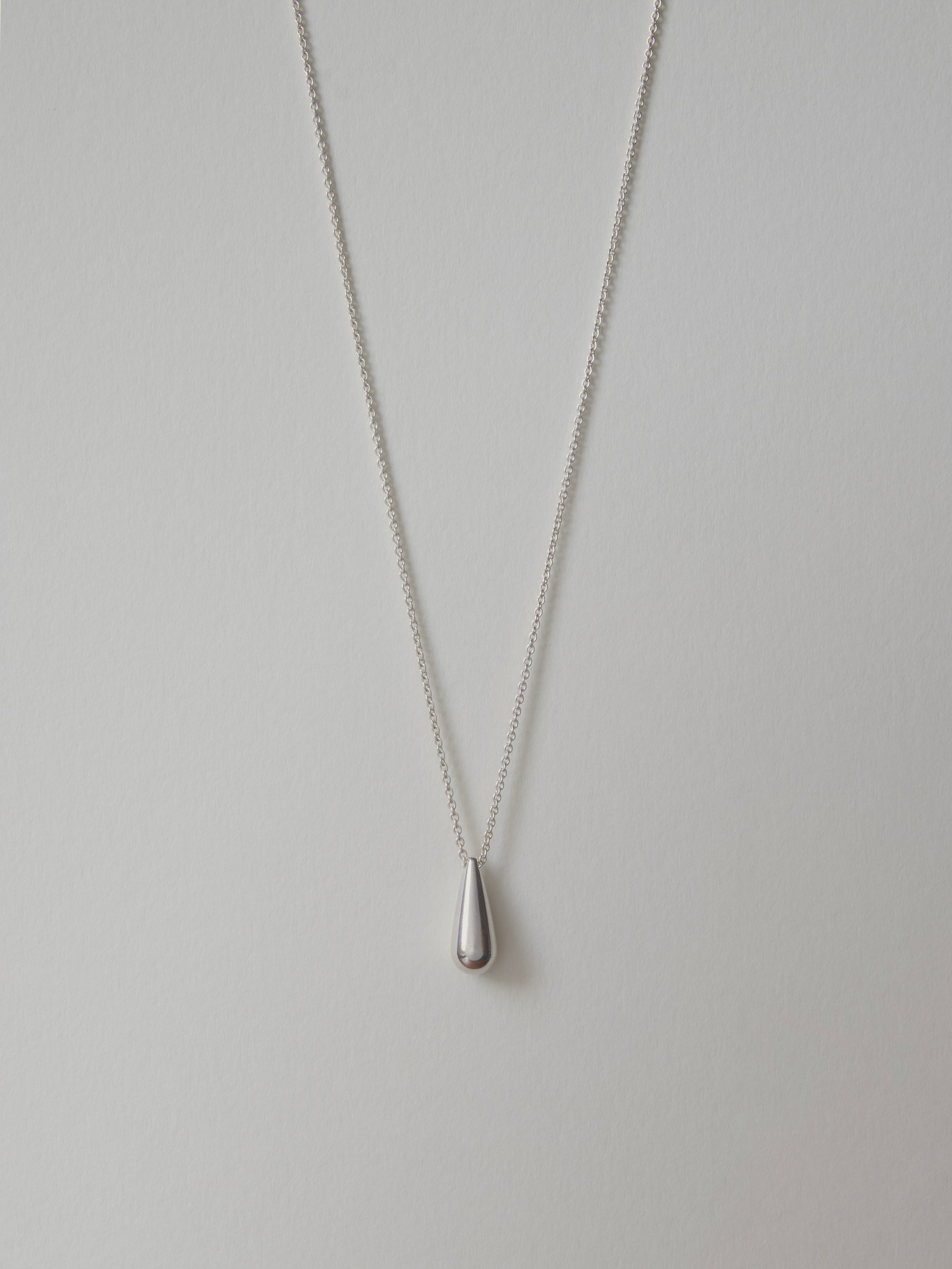 Trace necklace