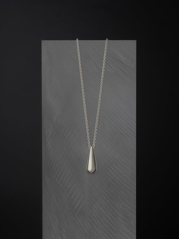 Trace necklace