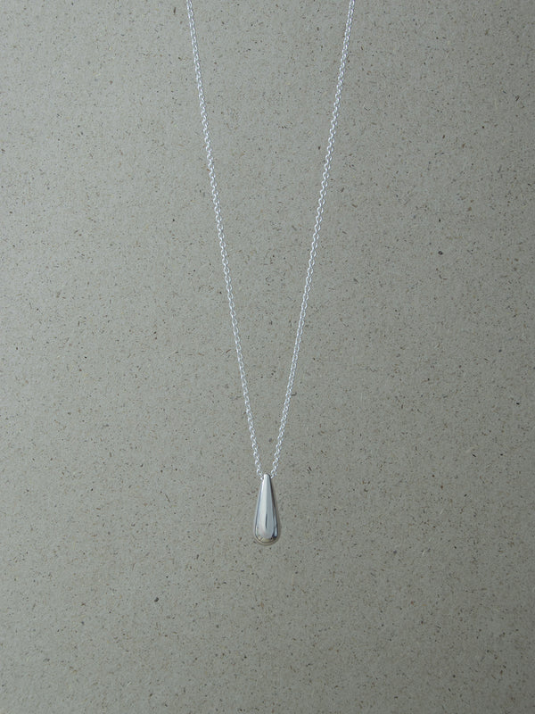 Trace necklace