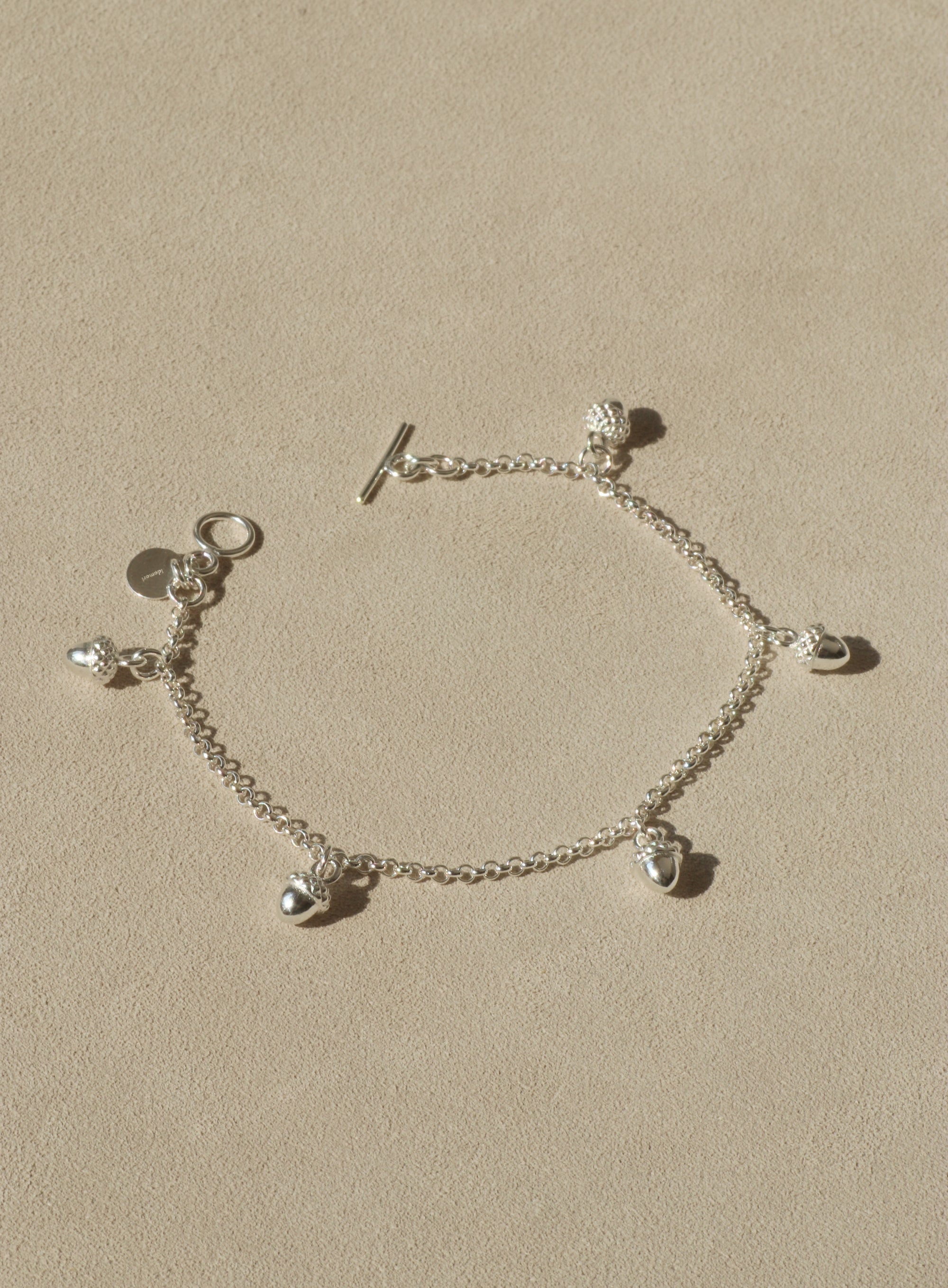 Acorn charm bracelet - IDAMARI
