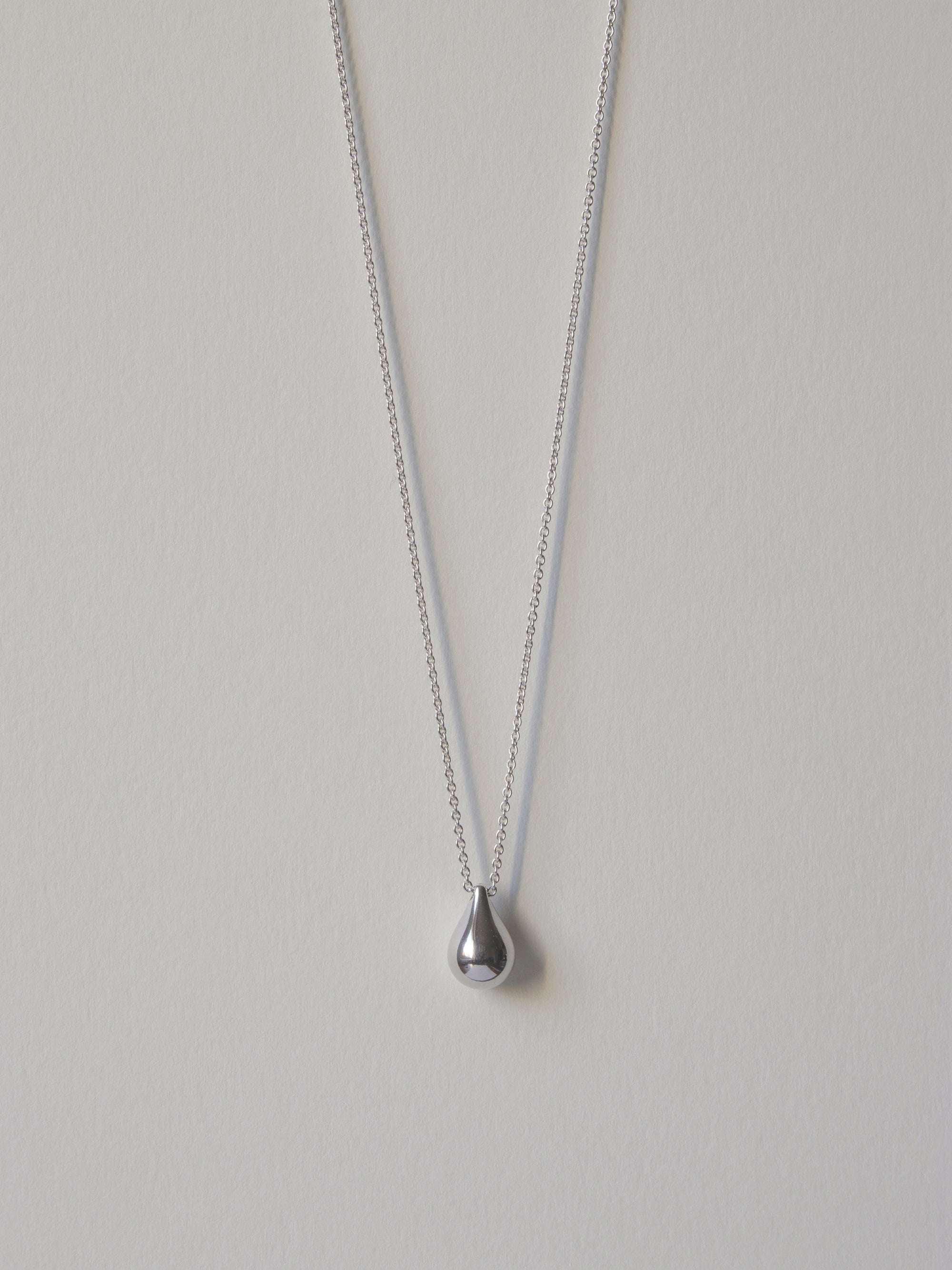 Droplet necklace
