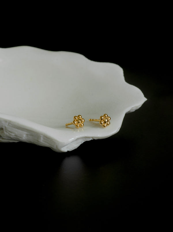 Fiore stud earrings 18k - IDAMARI