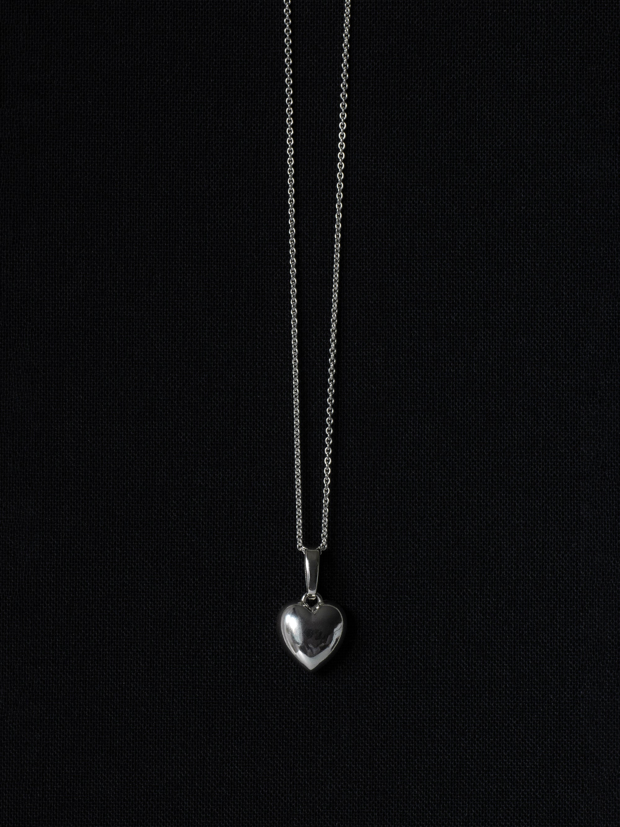 Puffy heart necklace