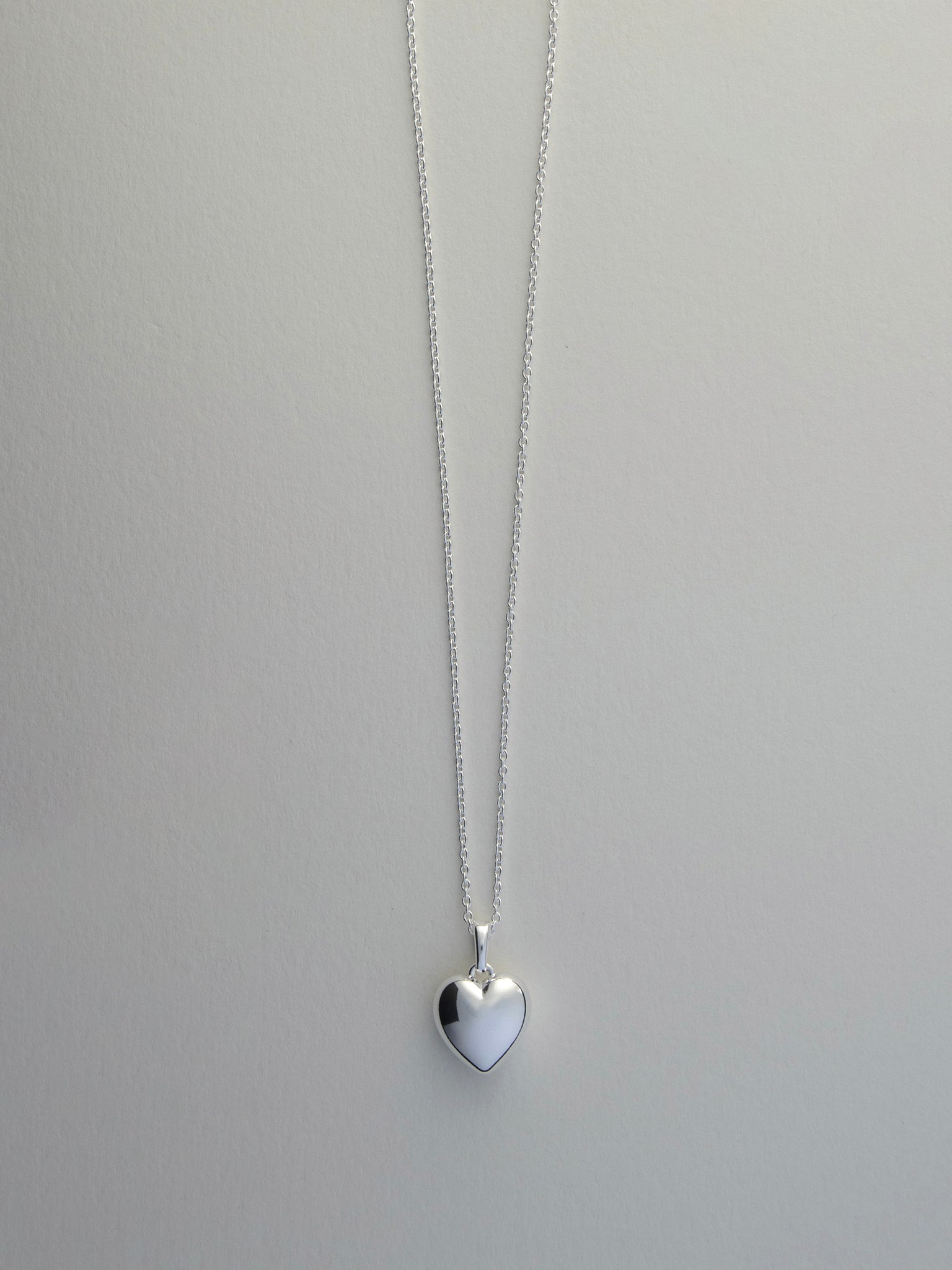 Puffy heart necklace